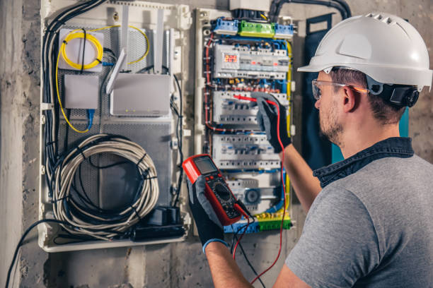 Best Licensed Electrician  in Huntington Bay, NY