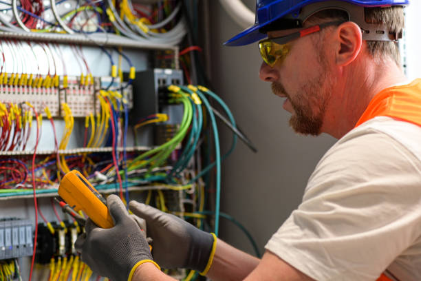 Best Electrical Outlet Repair  in Huntington Bay, NY